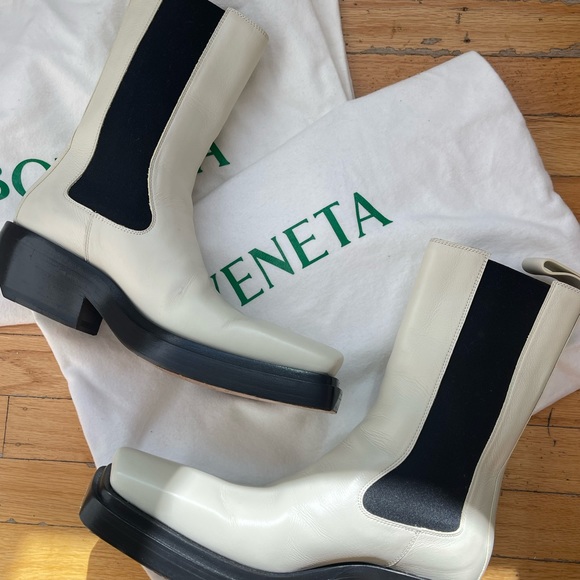 Authentic Bottega Venetta Lean Boots 👢 - Picture 3 of 7